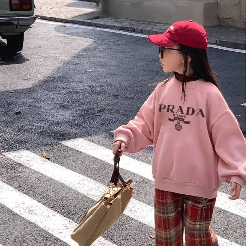 ピンク