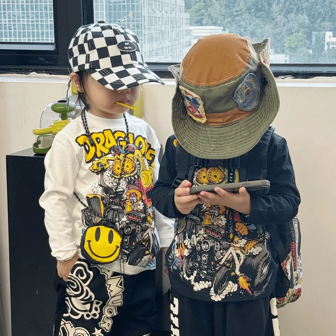 ホワイト