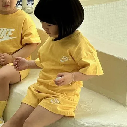 イエローB
