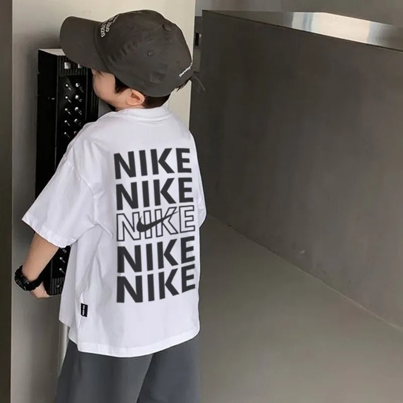 ホワイト