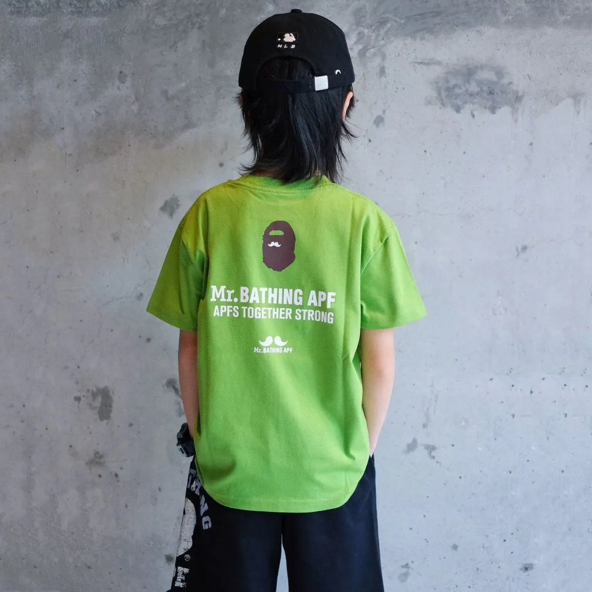 グリーン