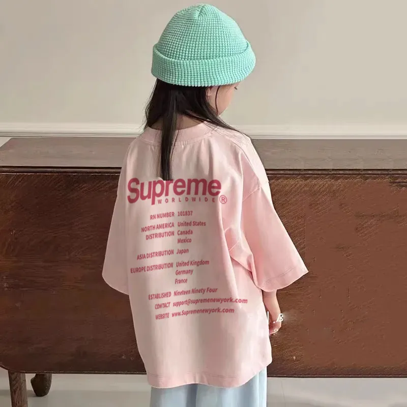 ピンク