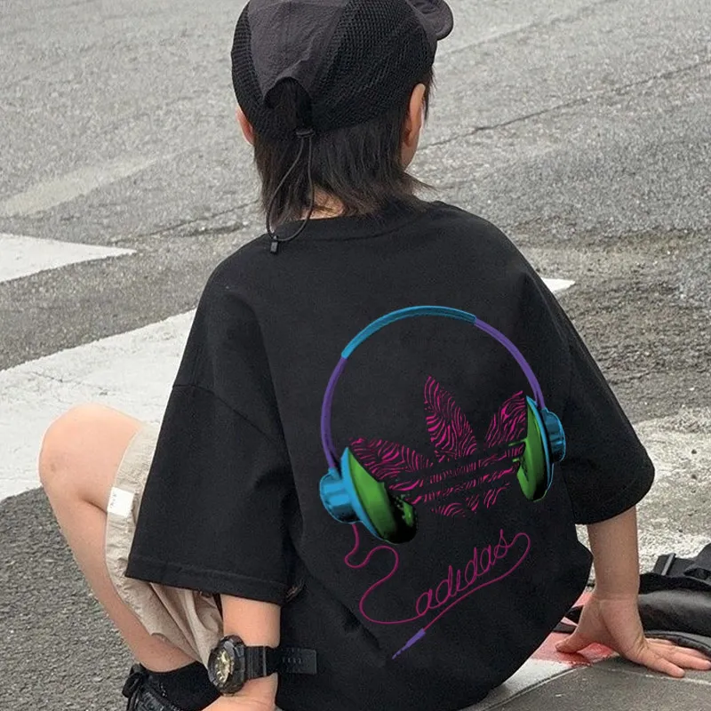 ブラック