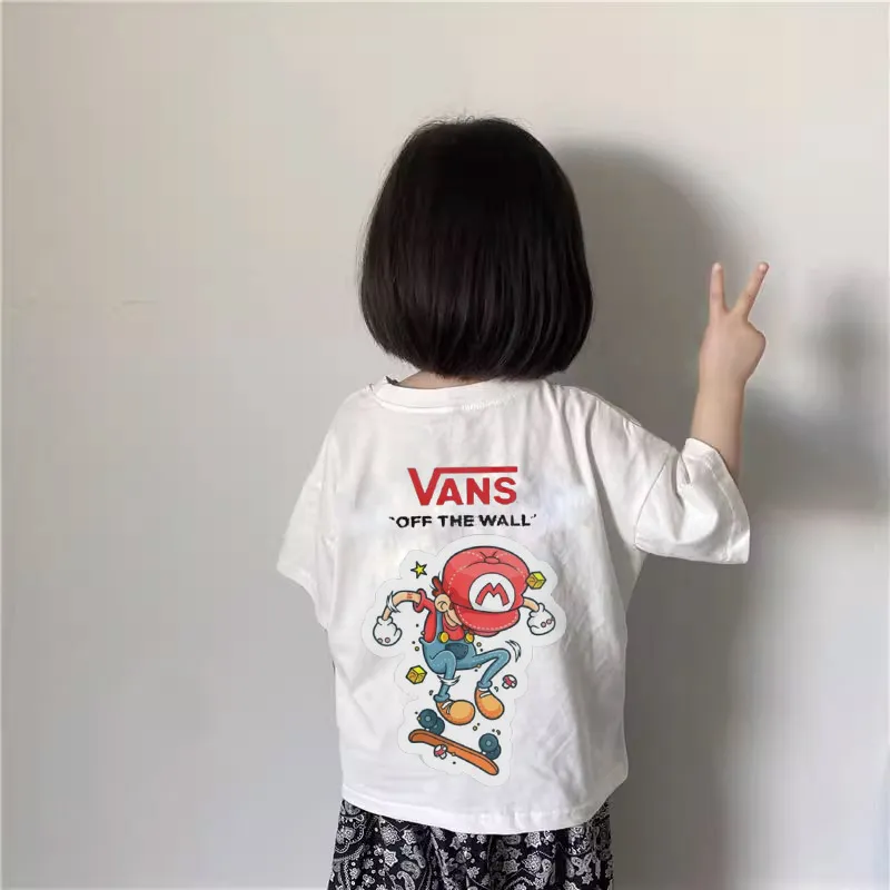 ホワイト