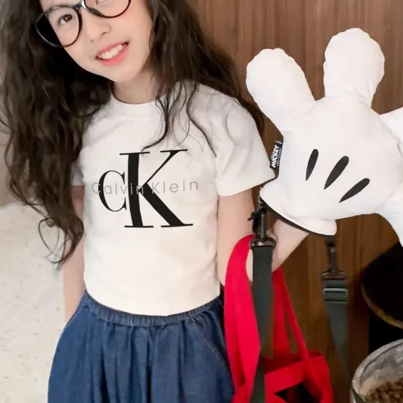 ホワイト