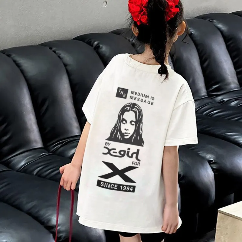 ホワイト
