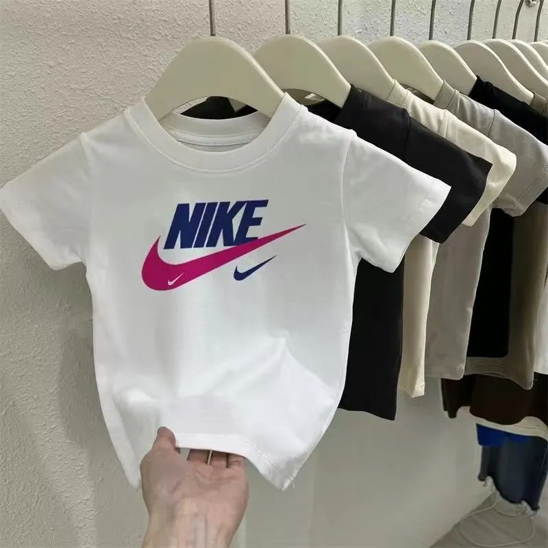 ホワイト