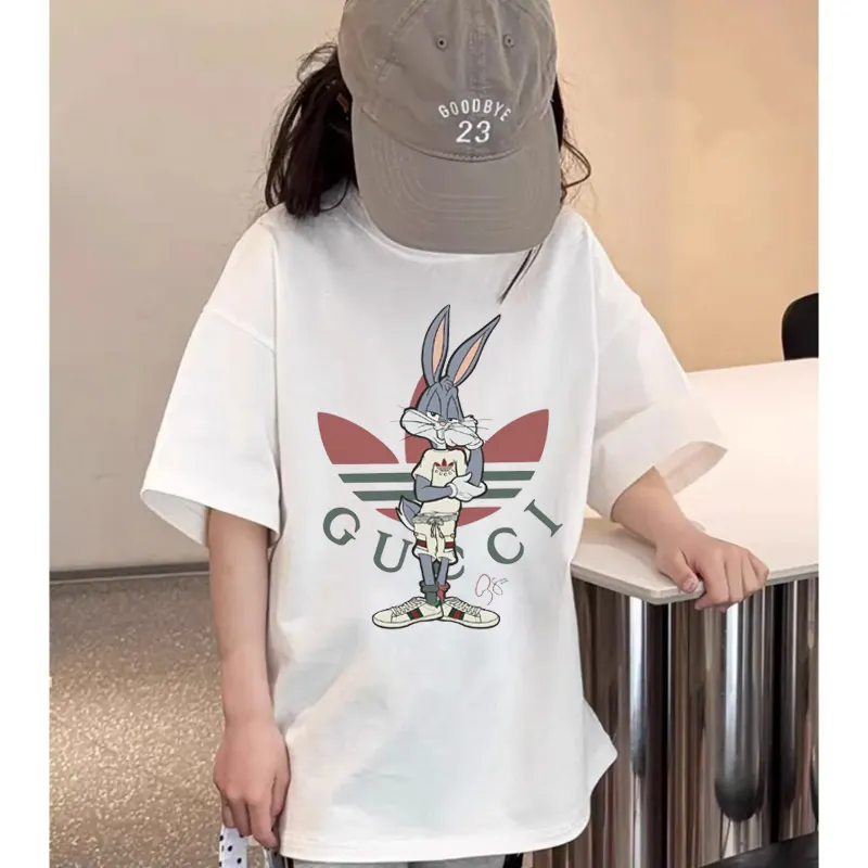 ホワイト