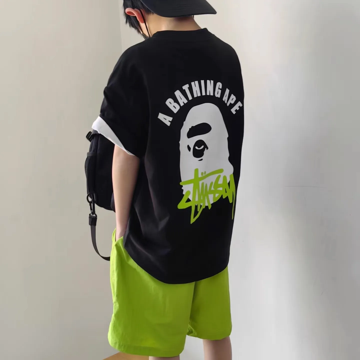 ブラック
