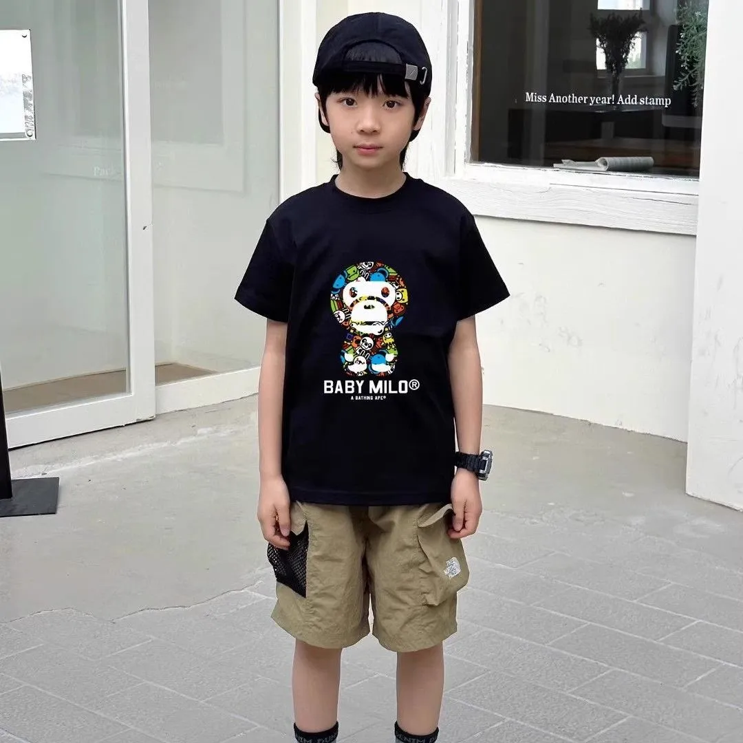 ブラック