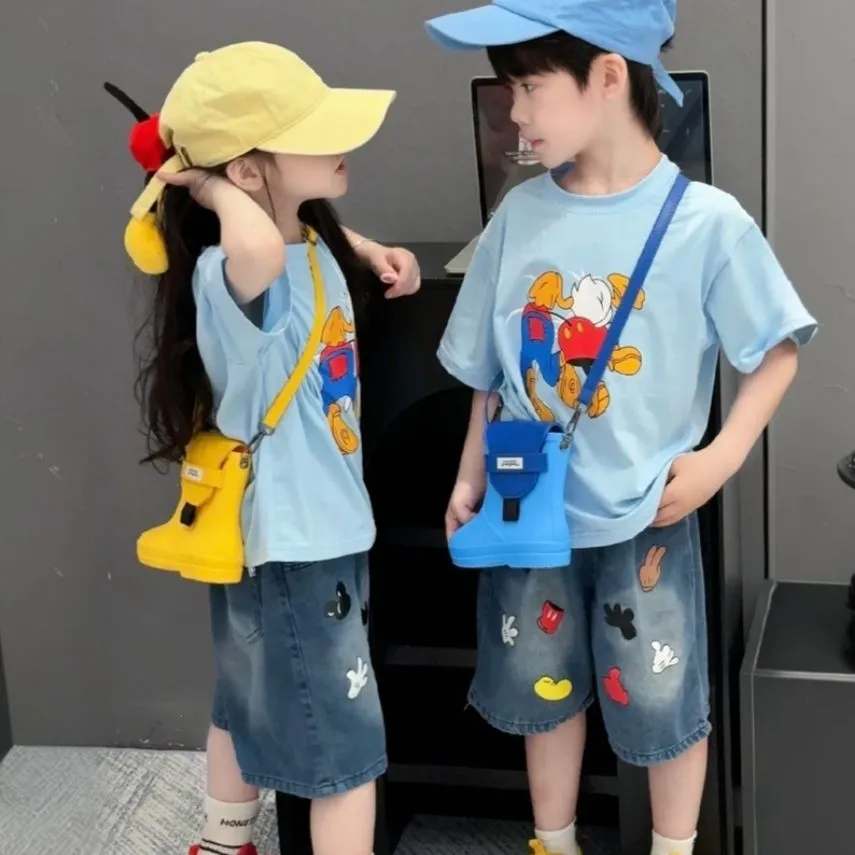 スカイブルー