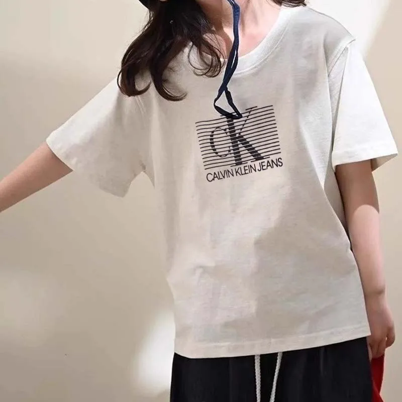 ホワイト